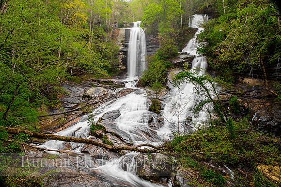 At Twin Falls (Reedy Cove Falls), near Lake Jocassee in South Carolina.
LK_20140419_0318